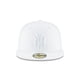 thumbnail image 1 of Gorra Ajustada New York Yankees 59FIFTY - Blanca de New Era, 1 of 5