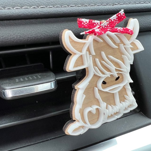 Scottish Cattle Cow-Shaped Aromatherapy Car With Love Stone Creative Perfume Car Diffuser Perfume Clip Conditioning Car Interior Accessories