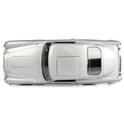 Aston Martin DB5 RHD Silver Metallic James Bond 007 Goldfinger (1964) Movie 1/24 Diecast Model Car by Motormax
