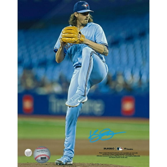 Kevin Gausman Photo Dédicacée 8x10 sans cadre Blue Jays de Toronto Bleu Clair Debout