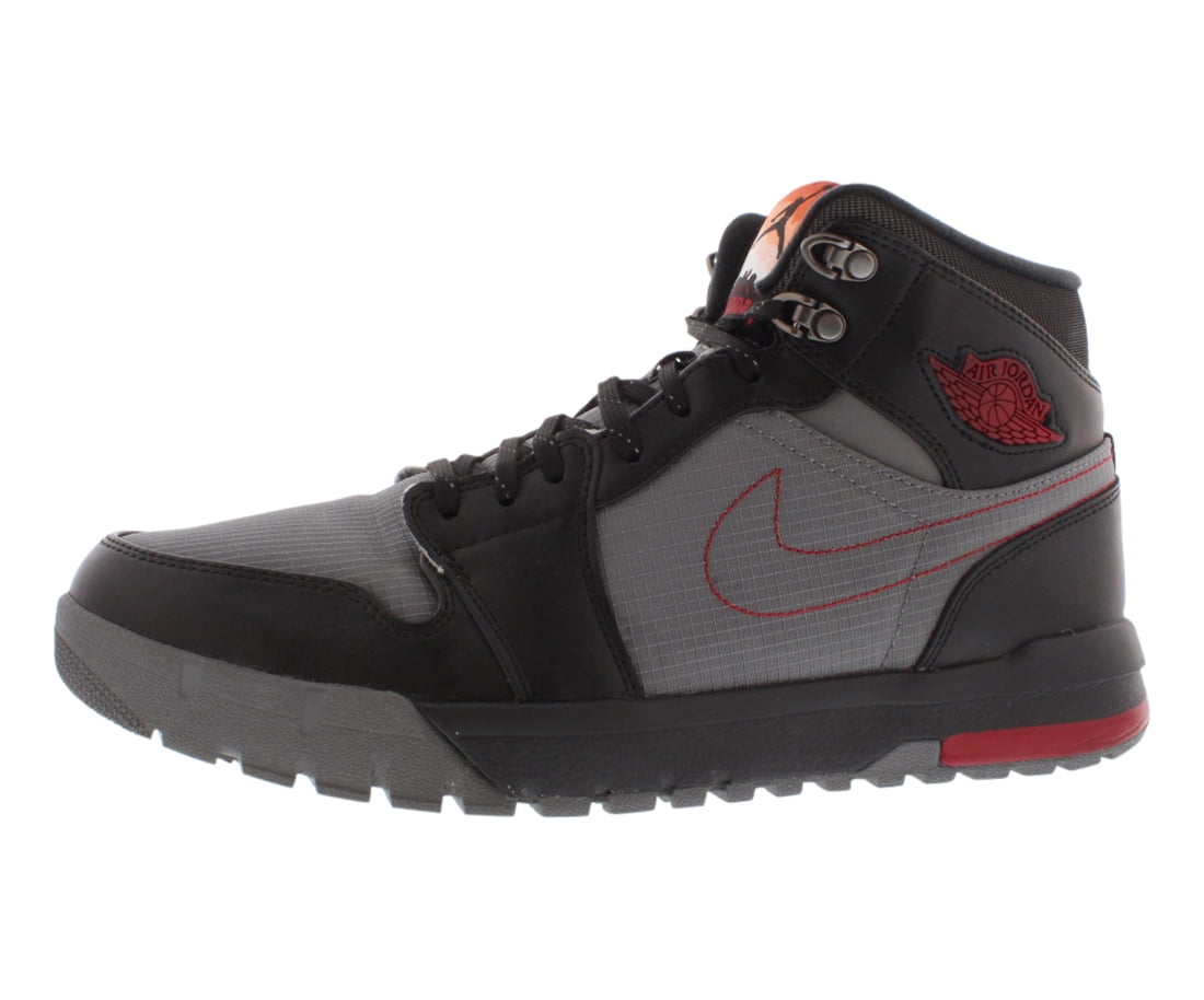 nike trek