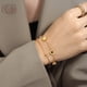 thumbnail image 2 of Pulsera de acero de titanio chapada en oro de 18 quilates para mujer, diseño de nicho de personalidad minimalista, estilo frío de Roma, Europa y Estados Unidos, 2 of 5