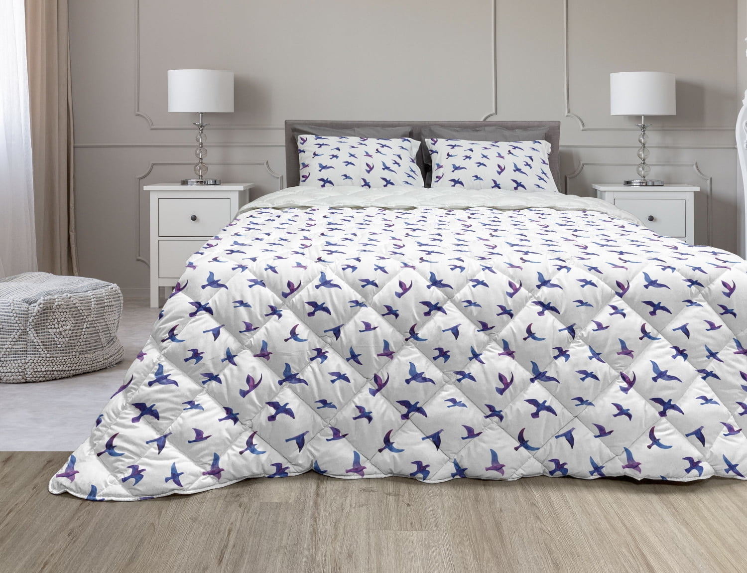 Birds Comforter & Sham Bedding Set, Flock of Flying Pigeons and Doves