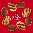 thumbnail image 2 of Craquelins RITZ Drizzled Minis au fudge, collation sucrée-salée, sac de, 2 of 10