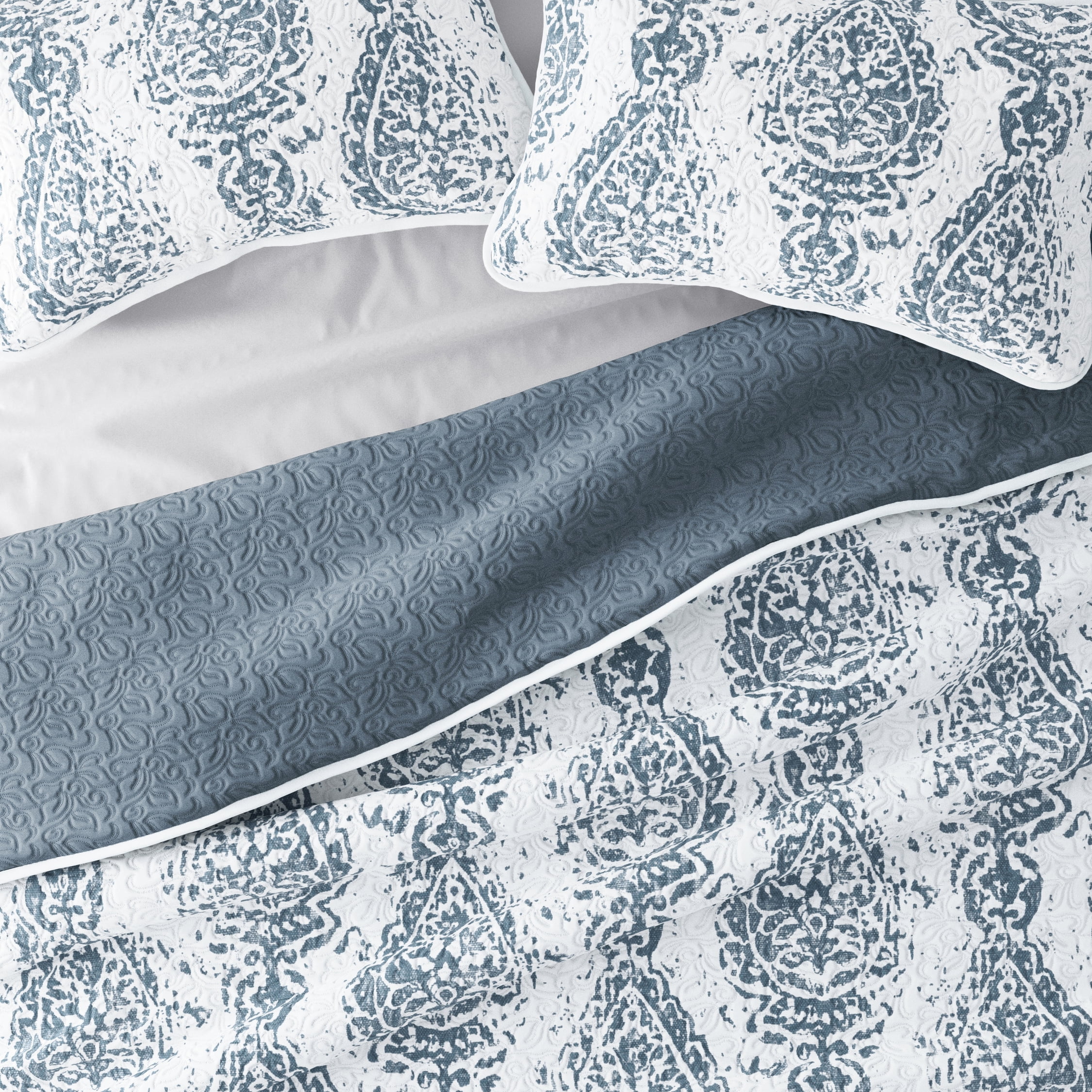 Noble Linens Dusk Blue 3 Piece Distressed Damask Reversible Print Quilt Set, Queen / Full