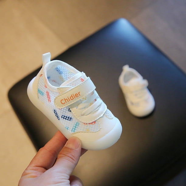 Zapatos de bebé de primavera y otoño, zapatos de suela suave para niños de 1 a 2 años, zapatos de malla para niños y niñas, zapatos blancos para hombres