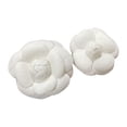thumbnail image 1 of 2 broches de flores de camelia, broche de camelia hecho a mano, de mezclilla para ropa de mujer. Blanco, 1 of 9