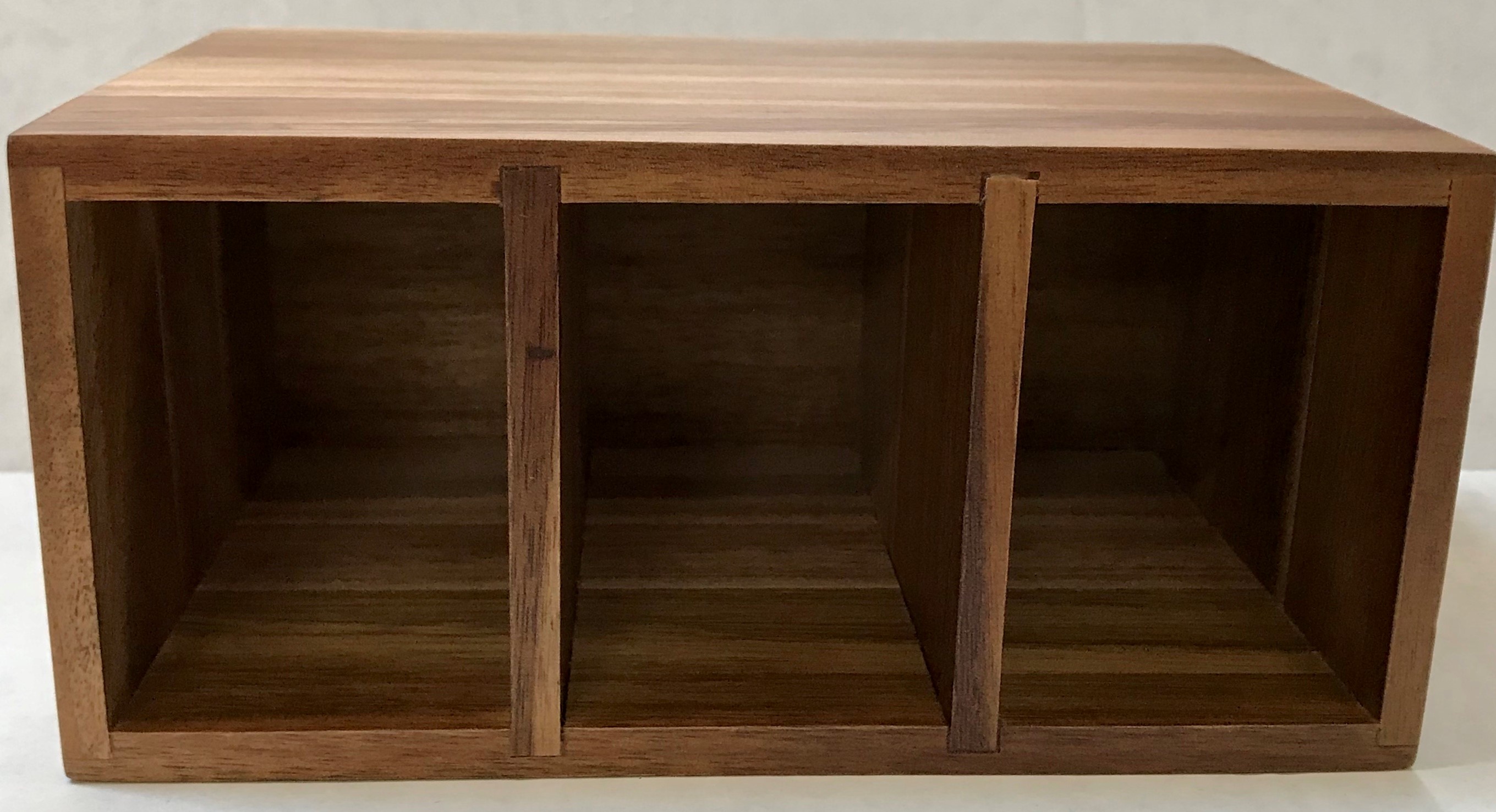 BHG ACACIA UTENSIL HOLDER