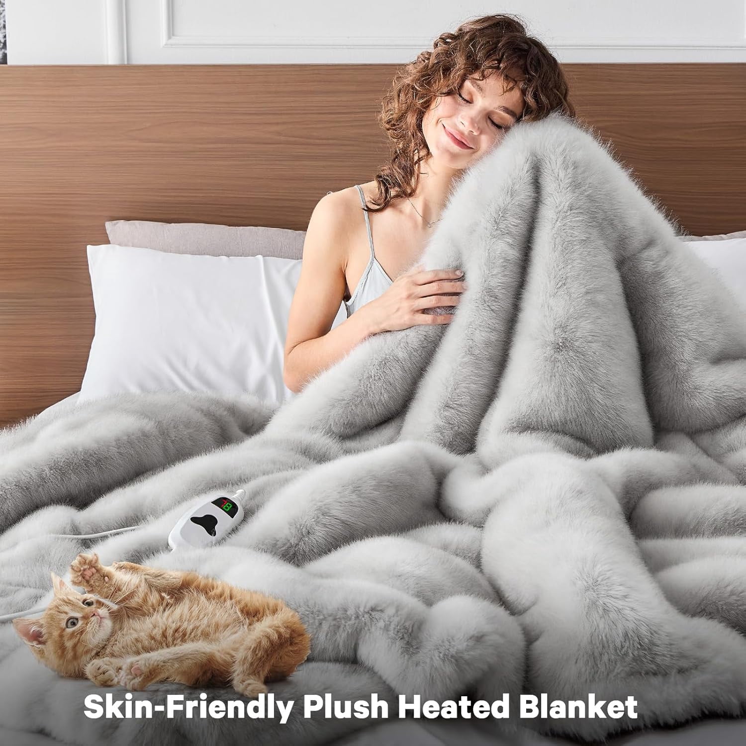 PMONPA Electric Heated Blanket, 61"×81" Faux Fur Heated Blanket for Adult, Fast Heating with 4 Hours Auto Shut Off Timer, Black & White