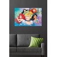 thumbnail image 4 of Princesse Disney - Regard, 4 of 4