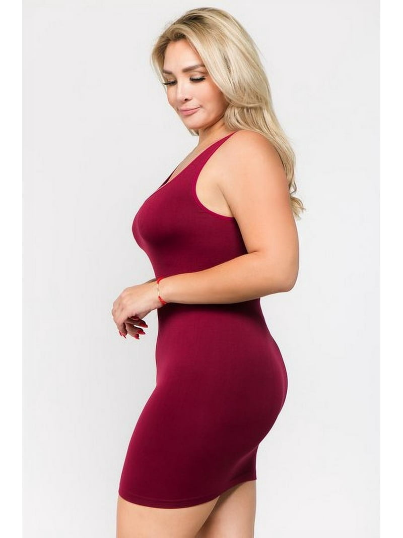 maroon bodycon dress highneck  Decuir It features a stretchy materialcomfortable to wear to formal events and special occasions and during hot and cold weather as it can be combined with a coat or shawl K-cliffs Plus Size Lady's Traditional