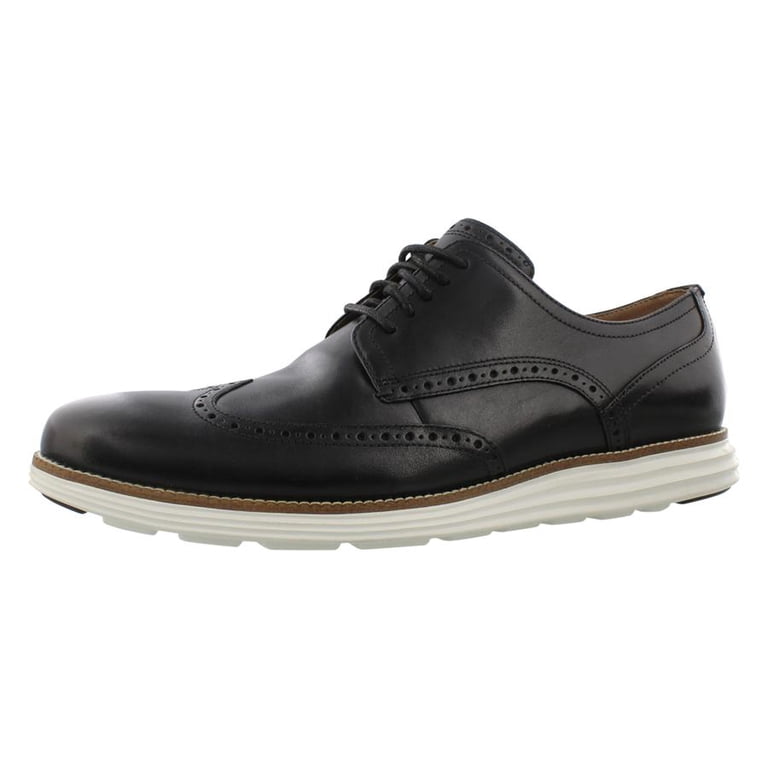 Cole Haan Men display picture 1