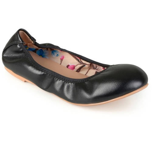 red round toe ballet flats