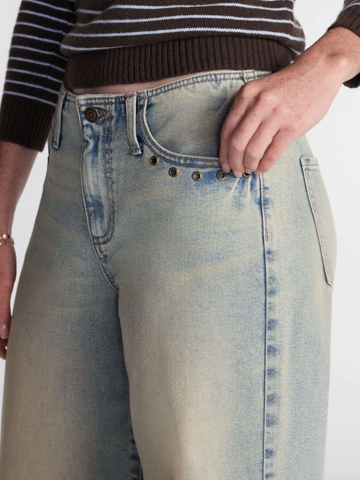 No Boundaries No Waist Baggy Jeans with Grommets, 31.5'' Inseam, Women's XXS-XXL