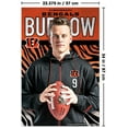 thumbnail image 2 of NFL Bengals de Cincinnati - Joe Burrow pose 20, 2 of 4