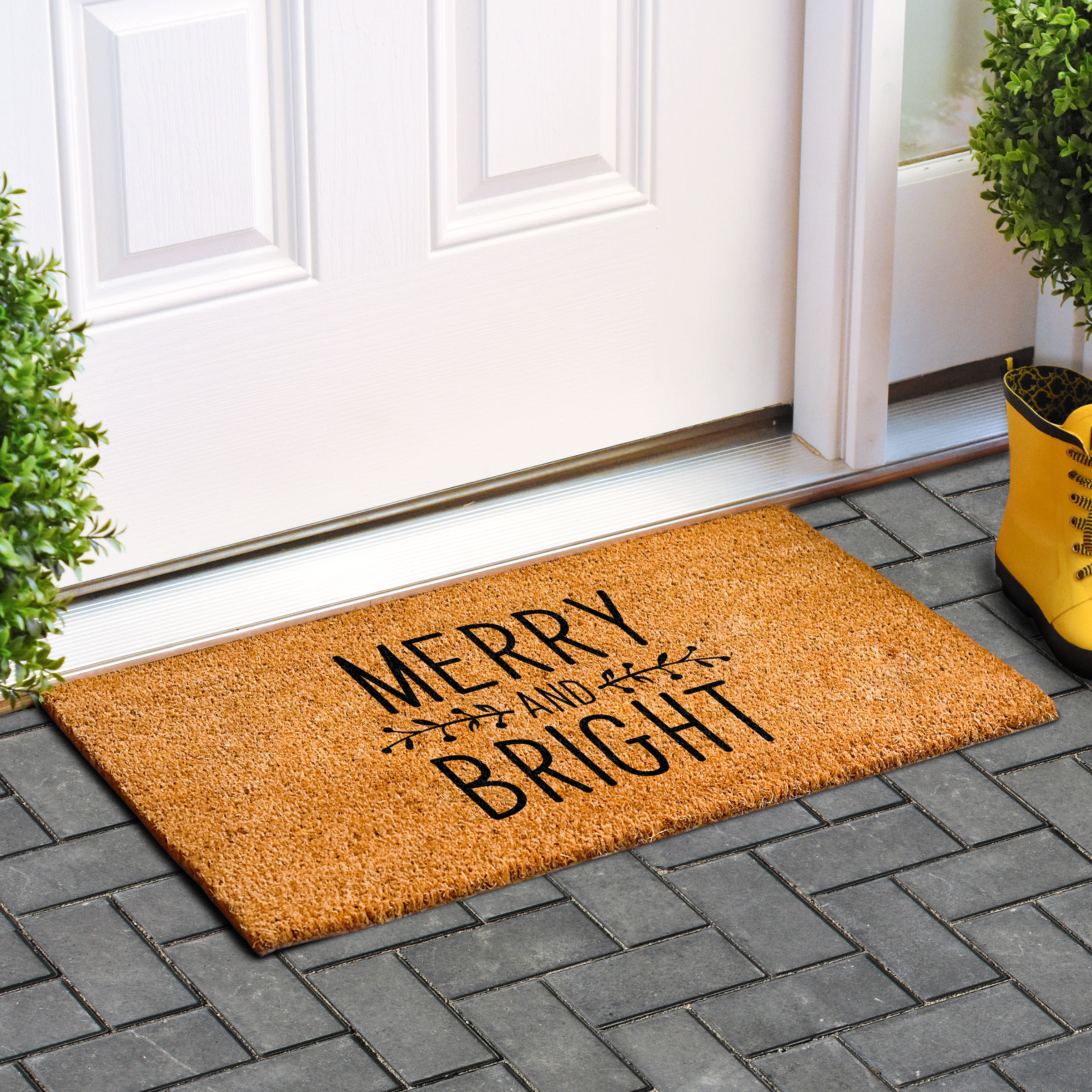 Calloway Mills 109081729 Holly and Bright Doormat 17" x 29"