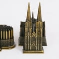 thumbnail image 3 of Toystoory Modelo moderno del arte único de la catedral de Colonia de la aleación para la exhibición del hogar o de la oficina compacta y Decoración, 3 of 6