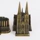 thumbnail image 4 of Yuarrent Modelo moderno del arte único de la catedral de Colonia de la aleación para la exhibición del hogar o de la oficina compacta y Decoración, 4 of 6