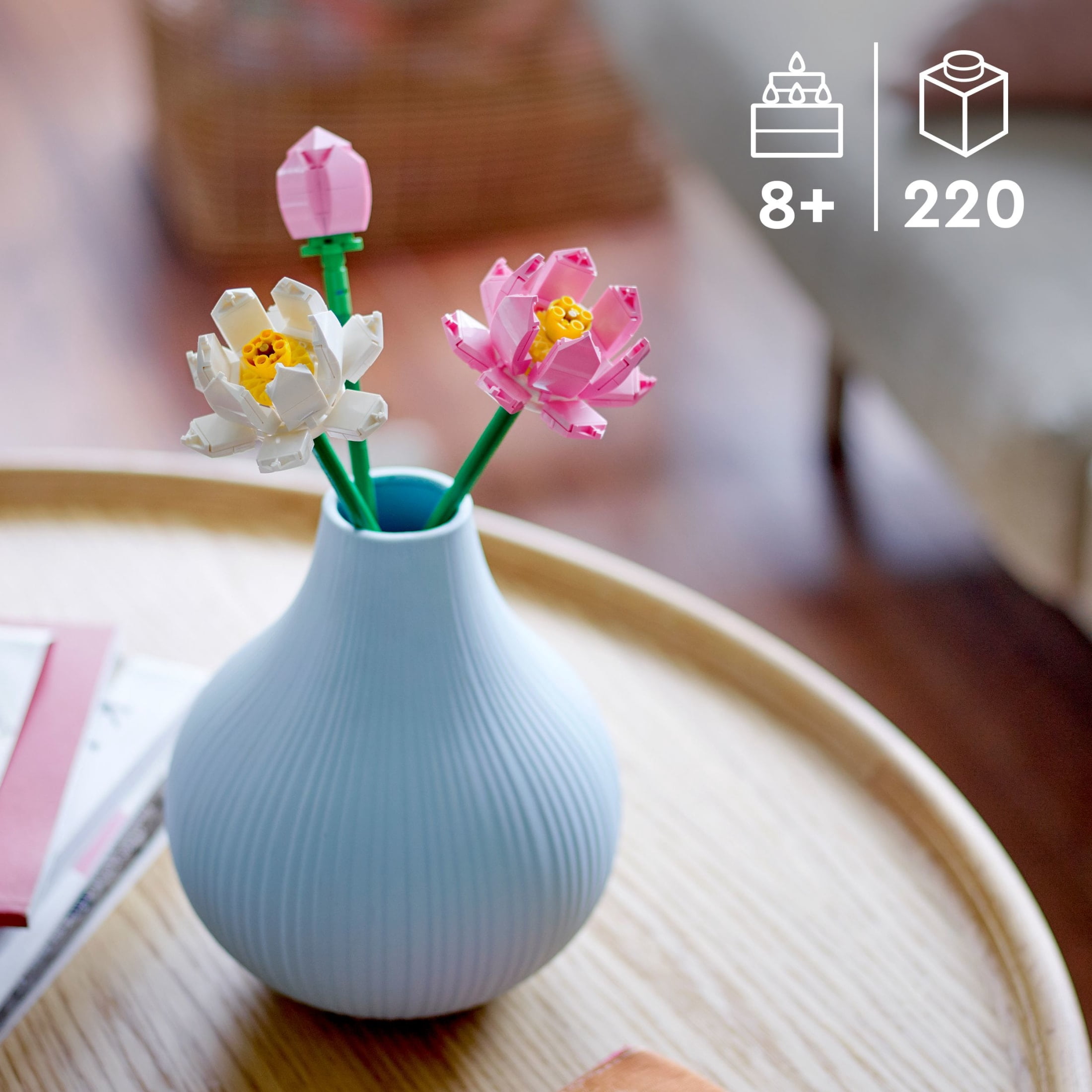LEGO Lotus Flowers Building Kit, Artificial Flowers for Decoration, Family Gift Idea, Aesthetic Room Décor for Kids, Building Toy for Girls and Boys Ages 8 and Up, 40647