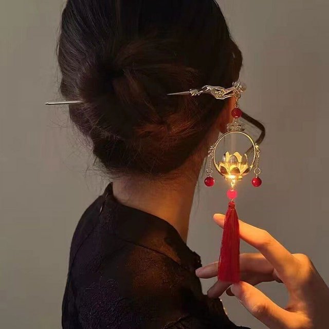 Horquilla de borla hueca para lámpara de palacio luminoso, palillos, accesorios Hanfu, horquilla de metal para tocado