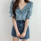 thumbnail image 3 of Top de verano para mujer, estilo con volantes, cuello en V, manga corta abombada, camisa informal elegante y transpirable para mujer, para fiesta, oficina y viaje, 3 of 8