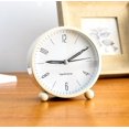 thumbnail image 1 of Reloj analógico, reloj despertador con pilas, reloj para dormitorio con función de luz nocturna, diseño simple y elegante para decoración de habitaciones - blanco, 1 of 4