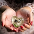 thumbnail image 3 of Adorno de escritorio de acrílico en forma de corazón transparente, ideal como regalo para peluqueros caninos o salones de belleza, 3 of 3