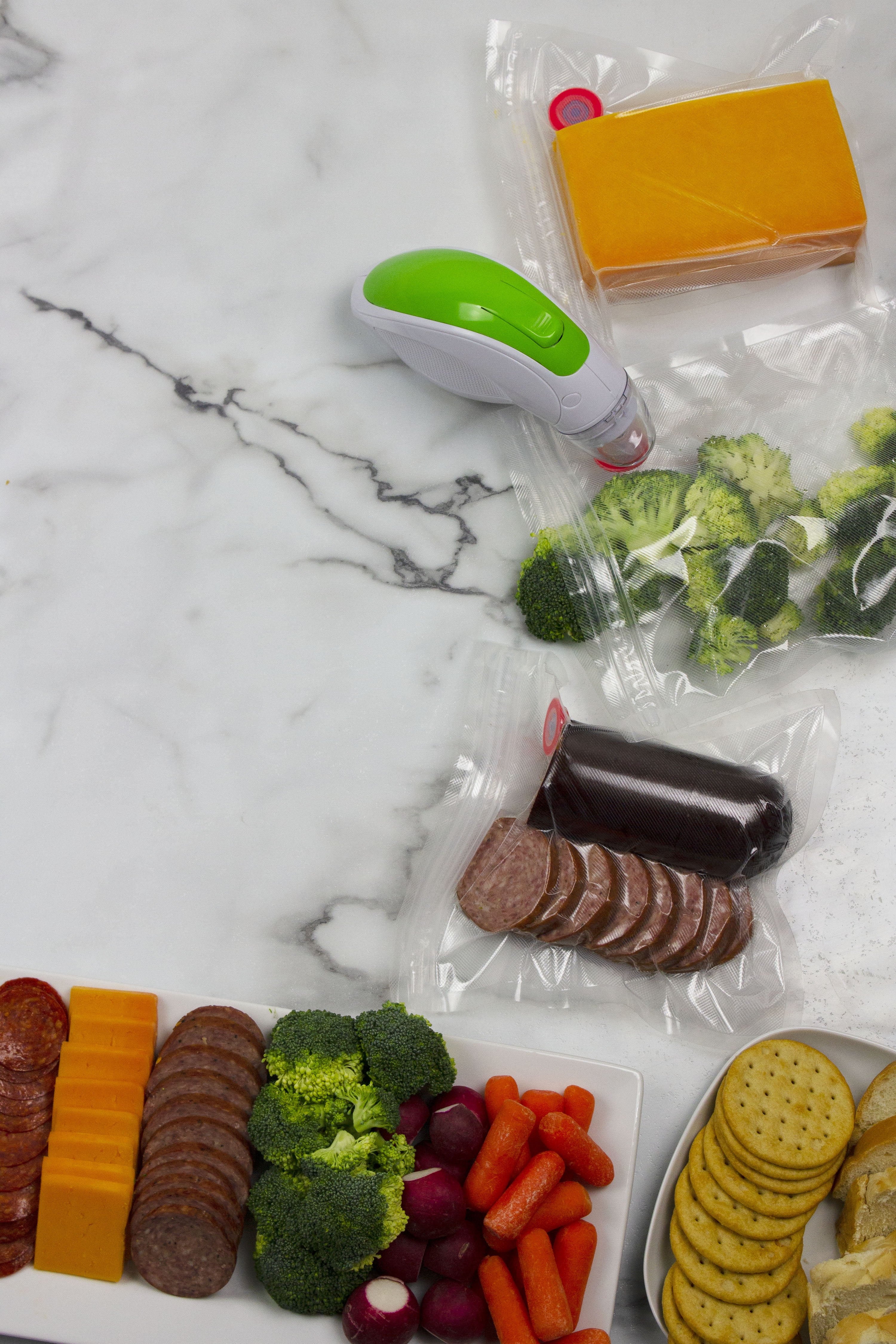 NESCO® VS-11HB Hand Held Vacuum Sealer Bags (10.25″ x 13.75″)