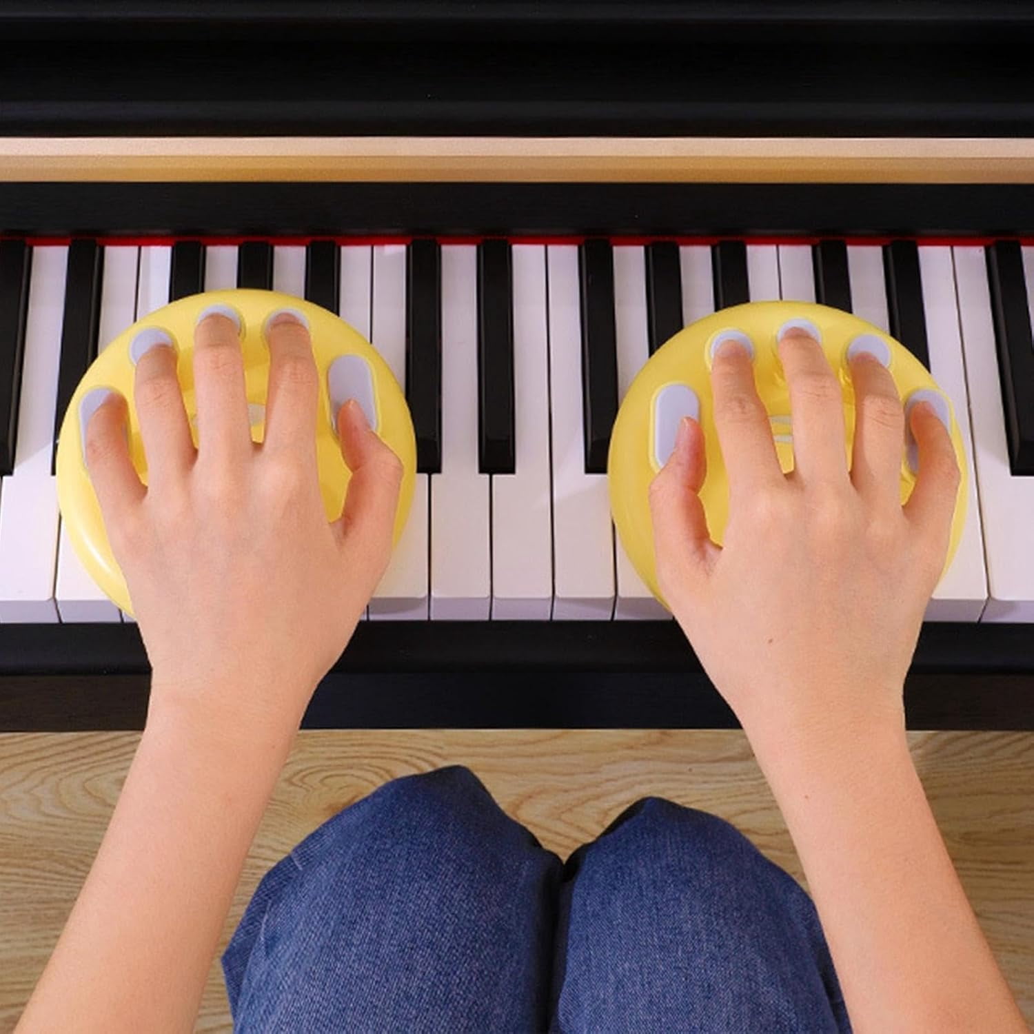 Hand Strengthener Piano Finger Trainer Ergonomic Orthotic Tool for Music Lessons Practice Home School Classroom(Q)abs