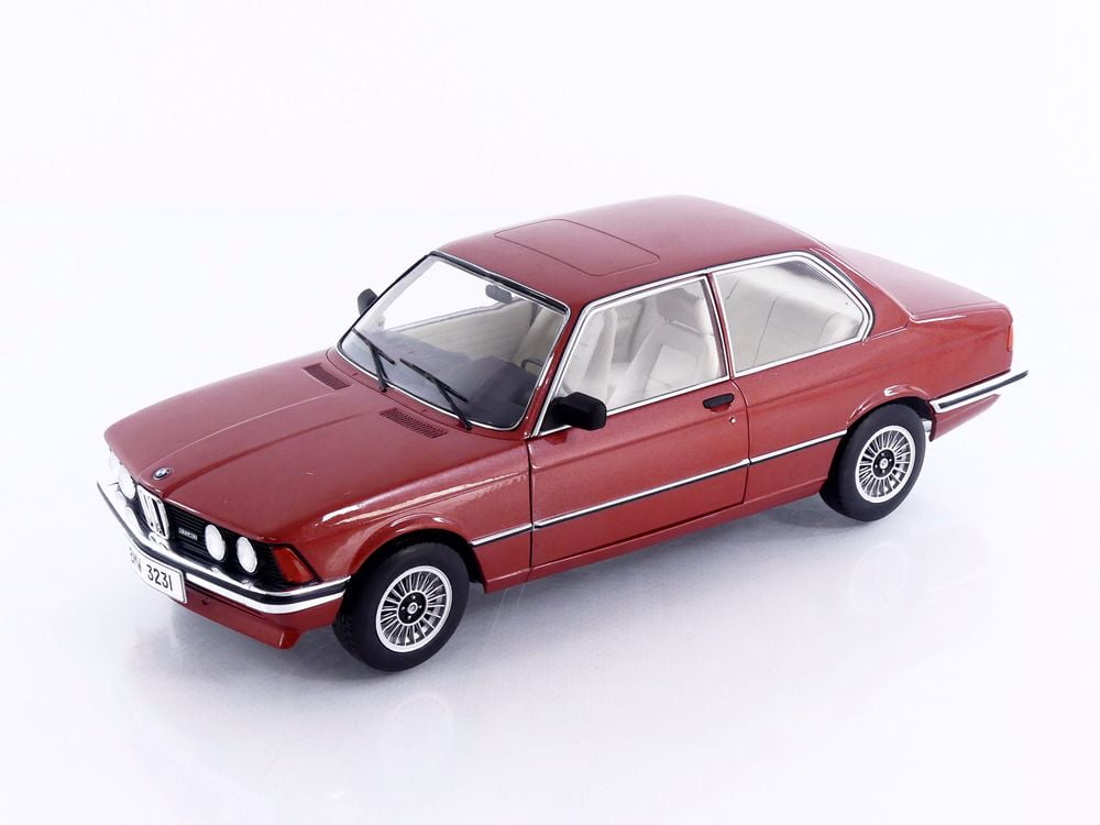 Kyosho BMW X1 Silver 1:18 Die-Cast Model - Walmart.com