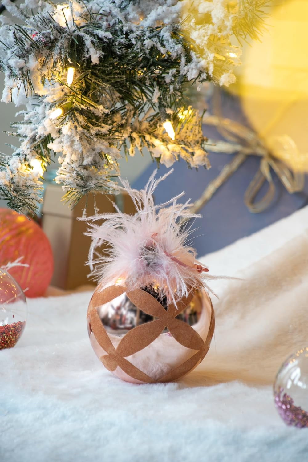 Set of 4 Glass Christmas Ball Ornaments with Flocking Feather and Painting Design by Riccardo Tree Decor