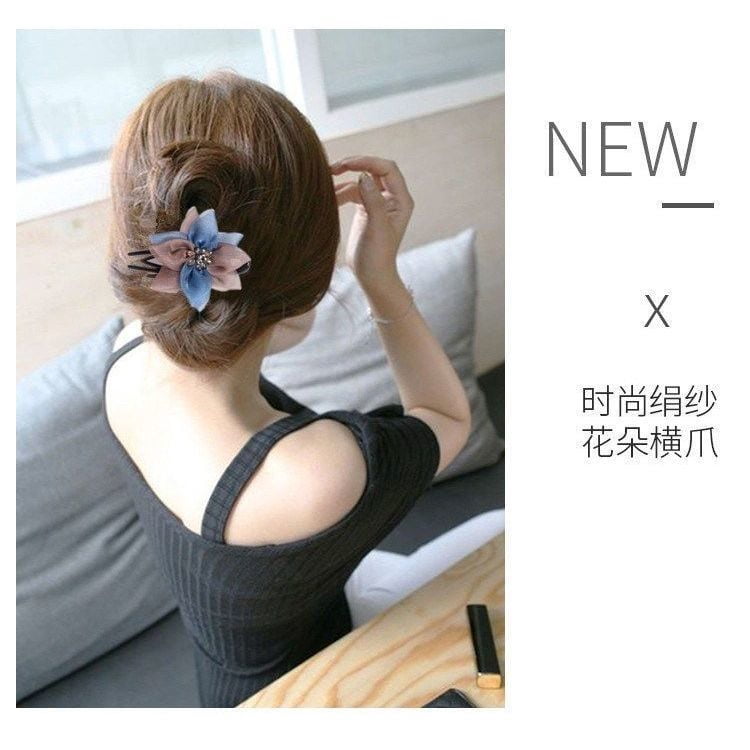 EKE Women’s Hair Clip Vintage Retro Back-Wear Elegant Hair Accessory with Fashion Texture