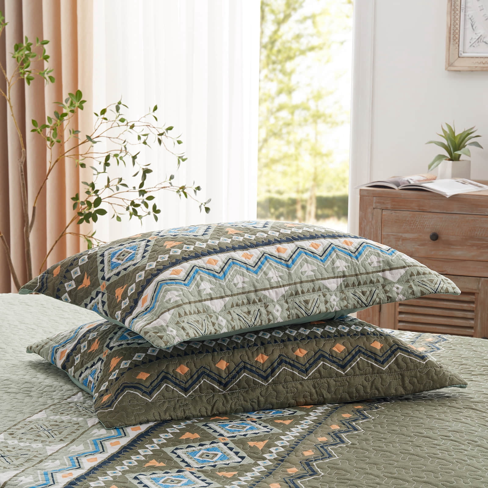3-Piece King Size Quilt Set - Olive Green Bohemian Bedspread Coverlet with 2 Pillow Shams, Microfiber