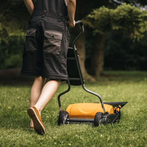 Grass Clippings Fiskars Staysharp Max Reel Mower Grass Catcher