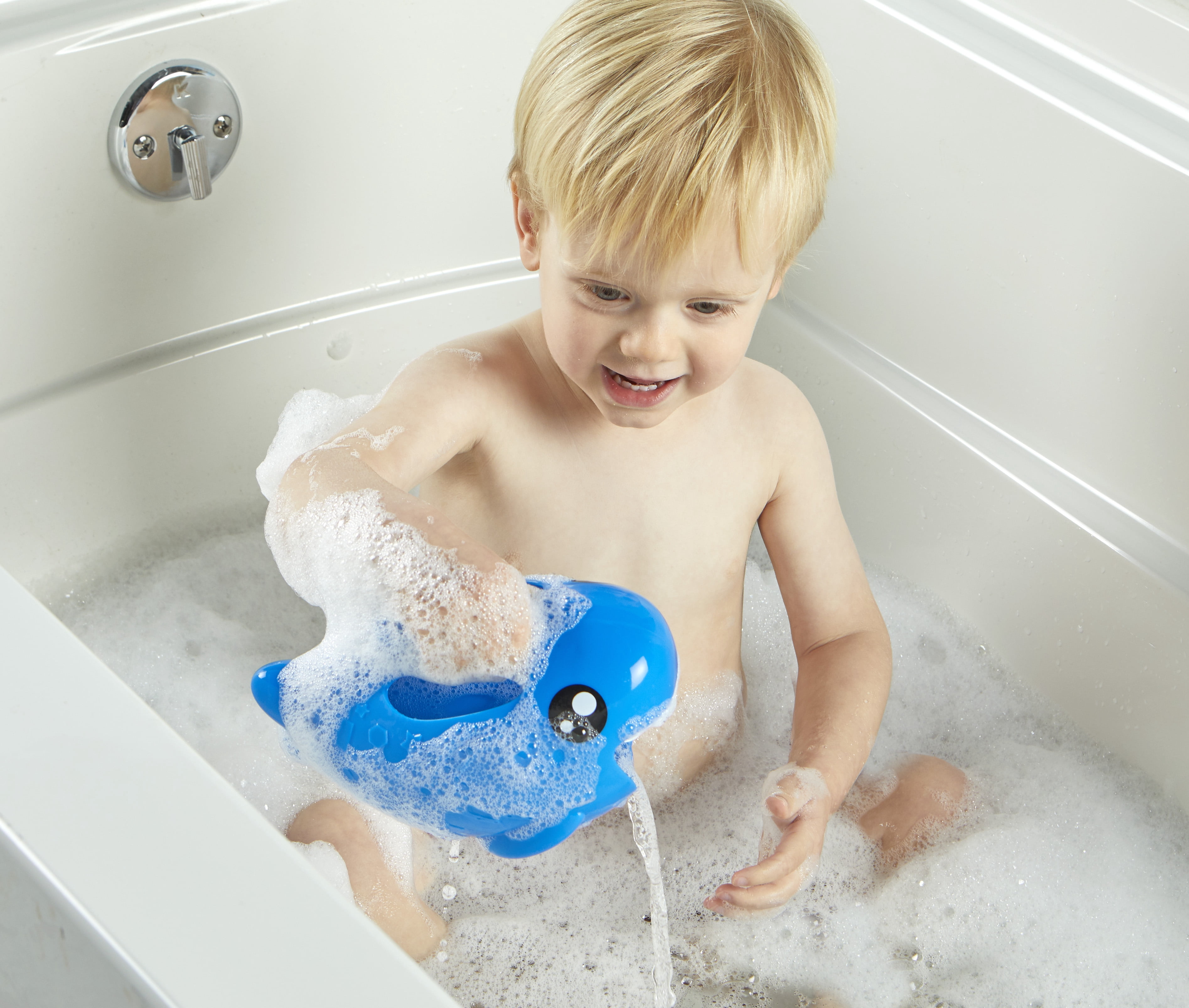Learning Resources Steve the Scoop & Splash Shark - 7 pieces, Bath Toys for Boys and Girls Ages 18+ months