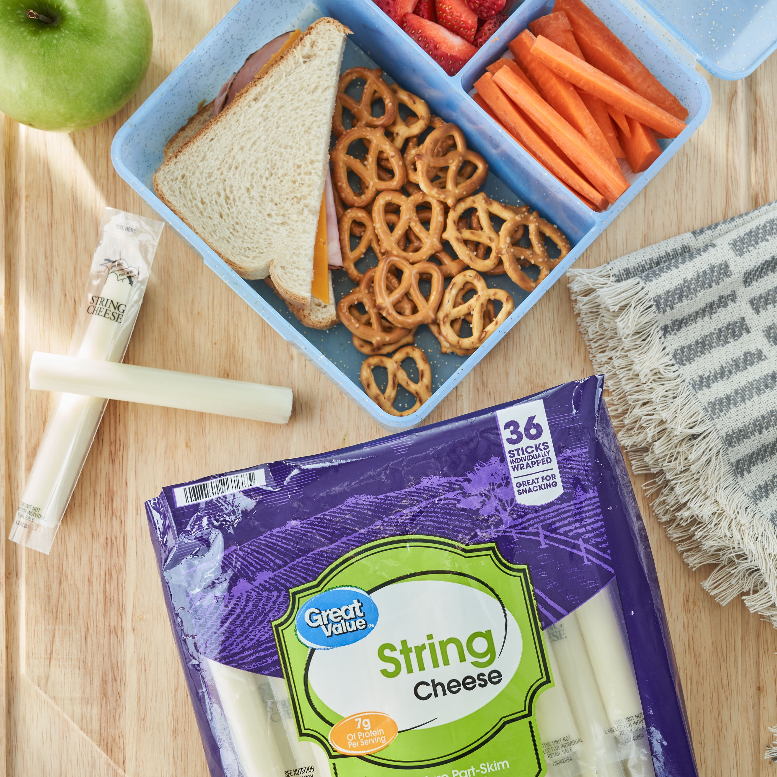 Great Value Low-Moisture Part-Skim Mozzarella String Cheese Snack, 36 oz Bag, 36 Cheese Sticks