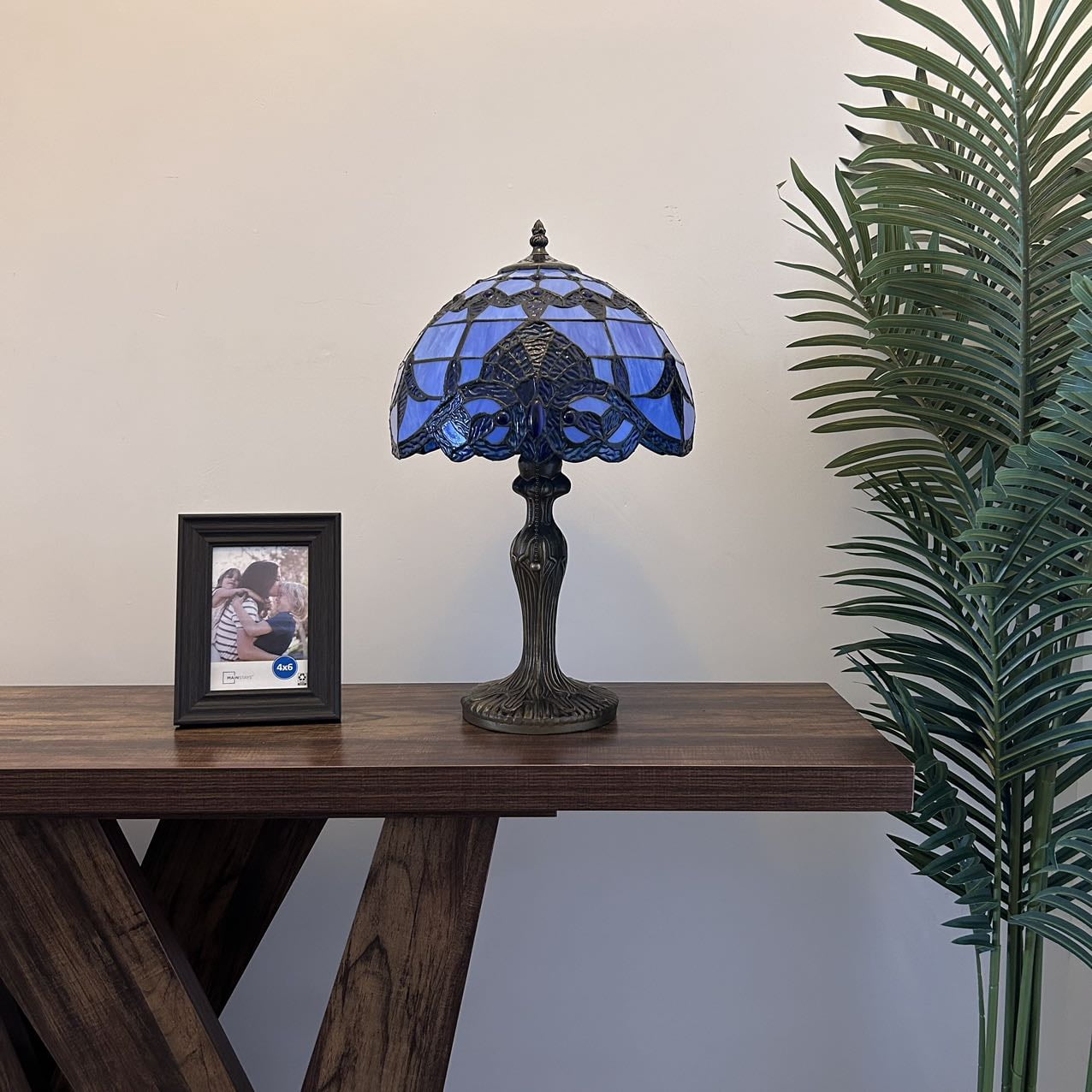 Tiffany Table Lamp Blue Stained Glass Baroque Style LED Bulb Included for Living Room Bedroom Bedside 12'W*12"D*19"H
