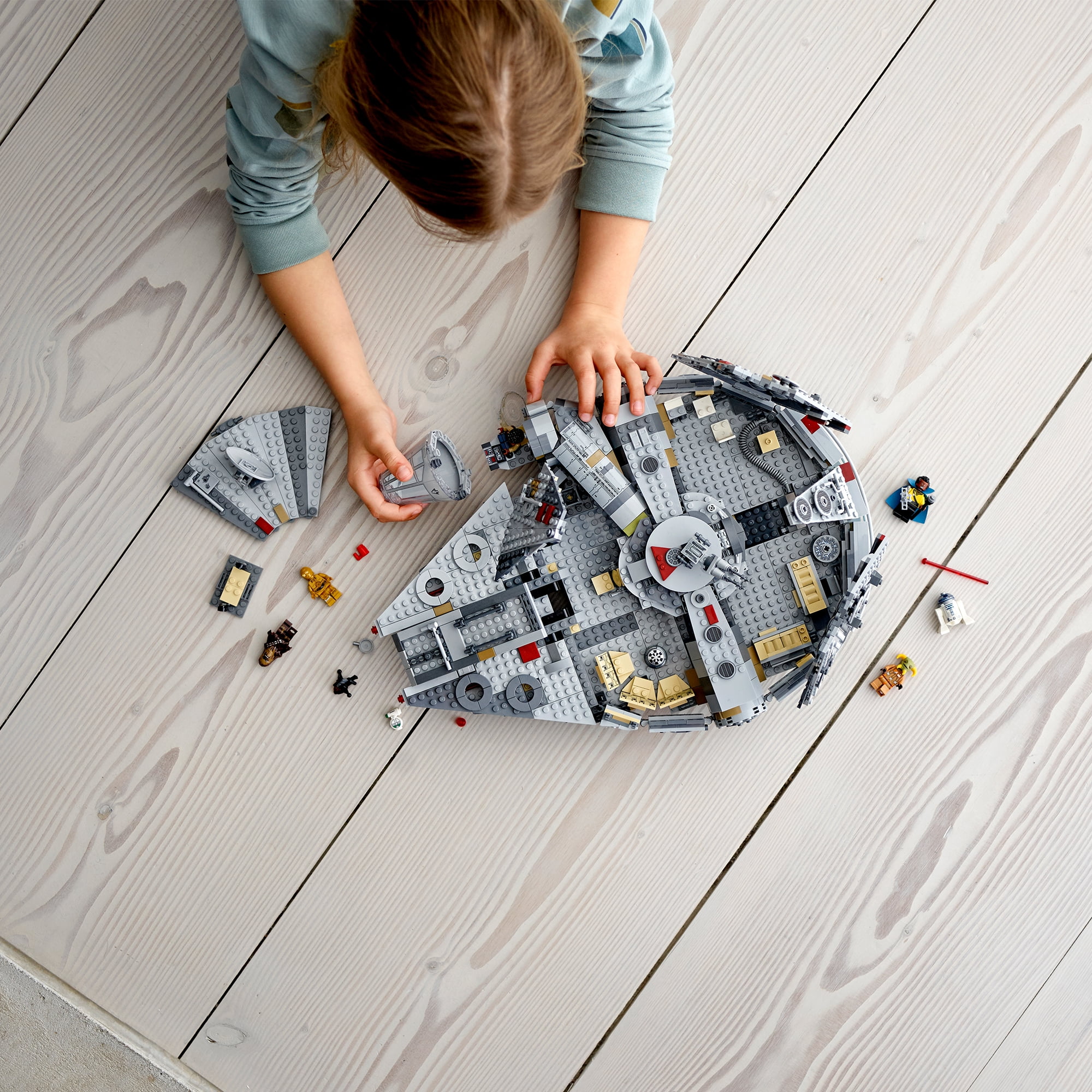 SOLDES 2024 : LEGO Star Wars 75257 Faucon Millenium - 1351 pièces - Dès 10  ans pas cher
