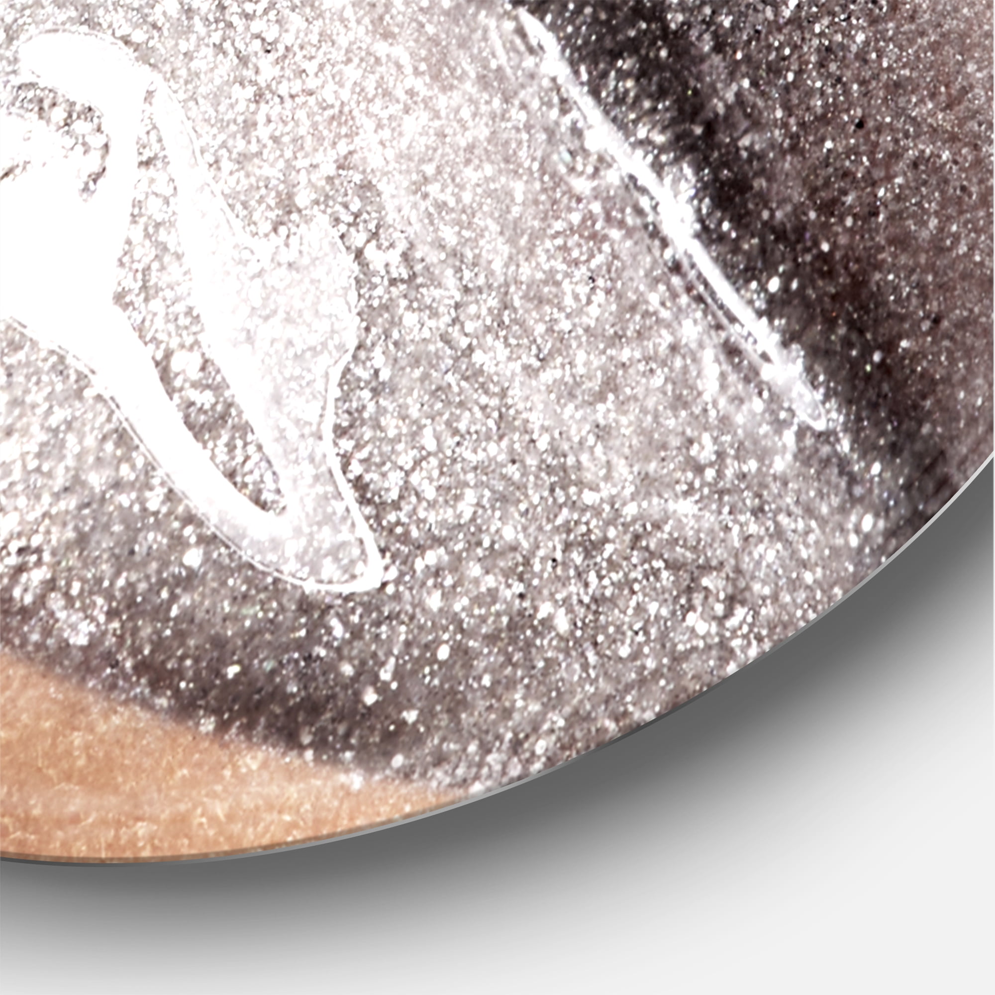 Designart 'Close Up of Female Lips With Glittering Silver' Modern Circle Metal Wall Art 23x23 - Disc of 23
