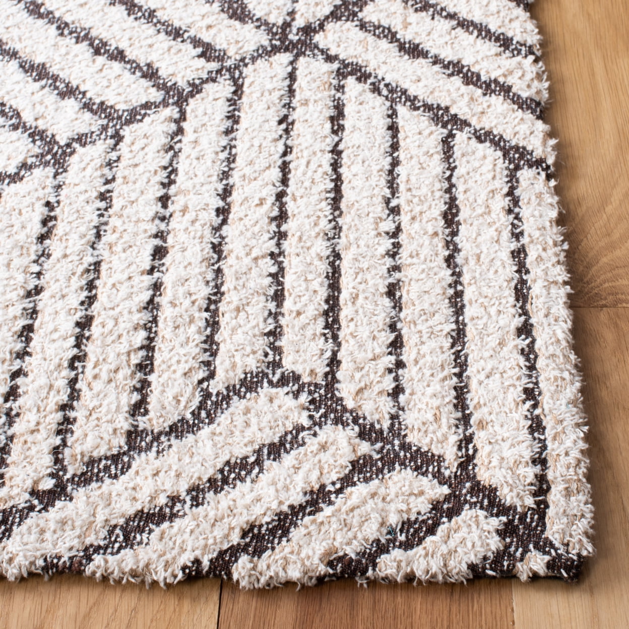 SAFAVIEH Classic Vintage Cayley Geometric Area Rug, Natural/Ivory, 9' x 12'