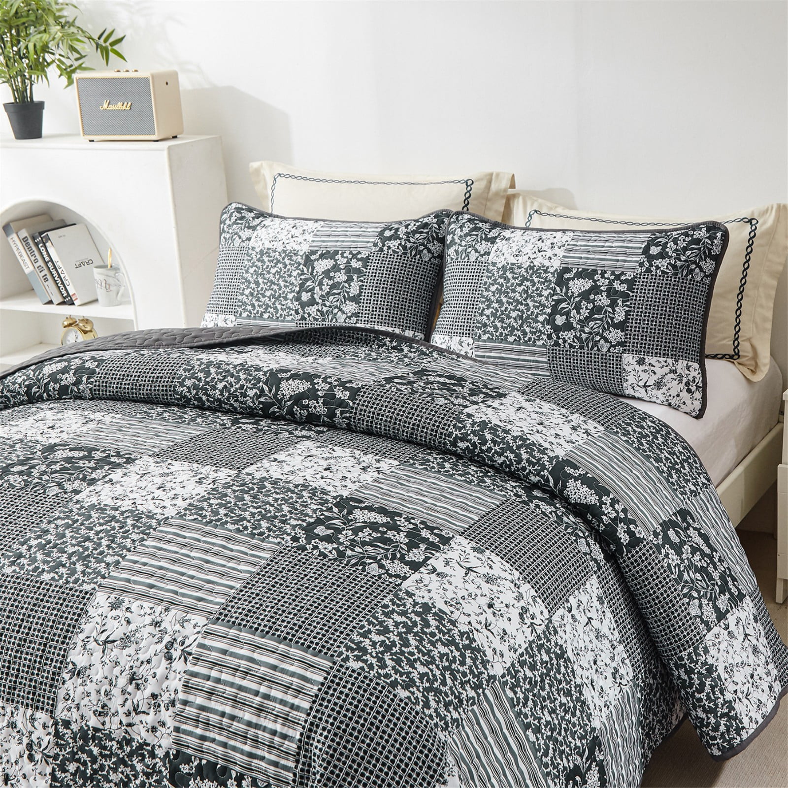 Dintszyayue Grid Patchwork Quilt Set King Size, 3Pcs Gray Bedding Sets Lightweight Adult(90"x110")