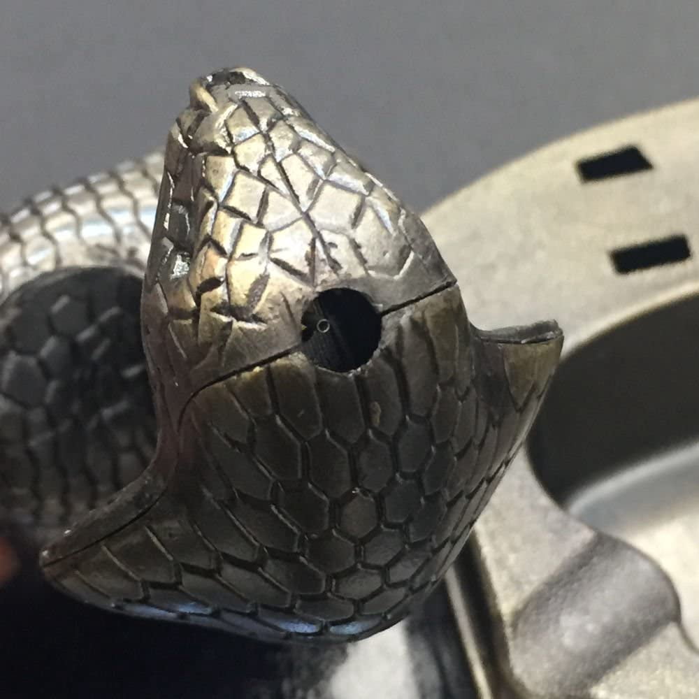 Piioket Snake Cobra Shaped Novelty Cigarette Cigar Lighter Refillable Butane Gas Lighter with Ashtray Ash Tray