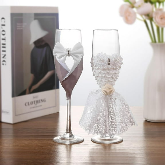 Wedding Champagne Glasses Wedding Toasting Flutes Bride and Groom Bridal Shower GIfts