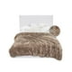 thumbnail image 1 of Cobertor Castelog Siberia Borrega Matrimonial 1.80M X 2.20M Beige, 1 of 3