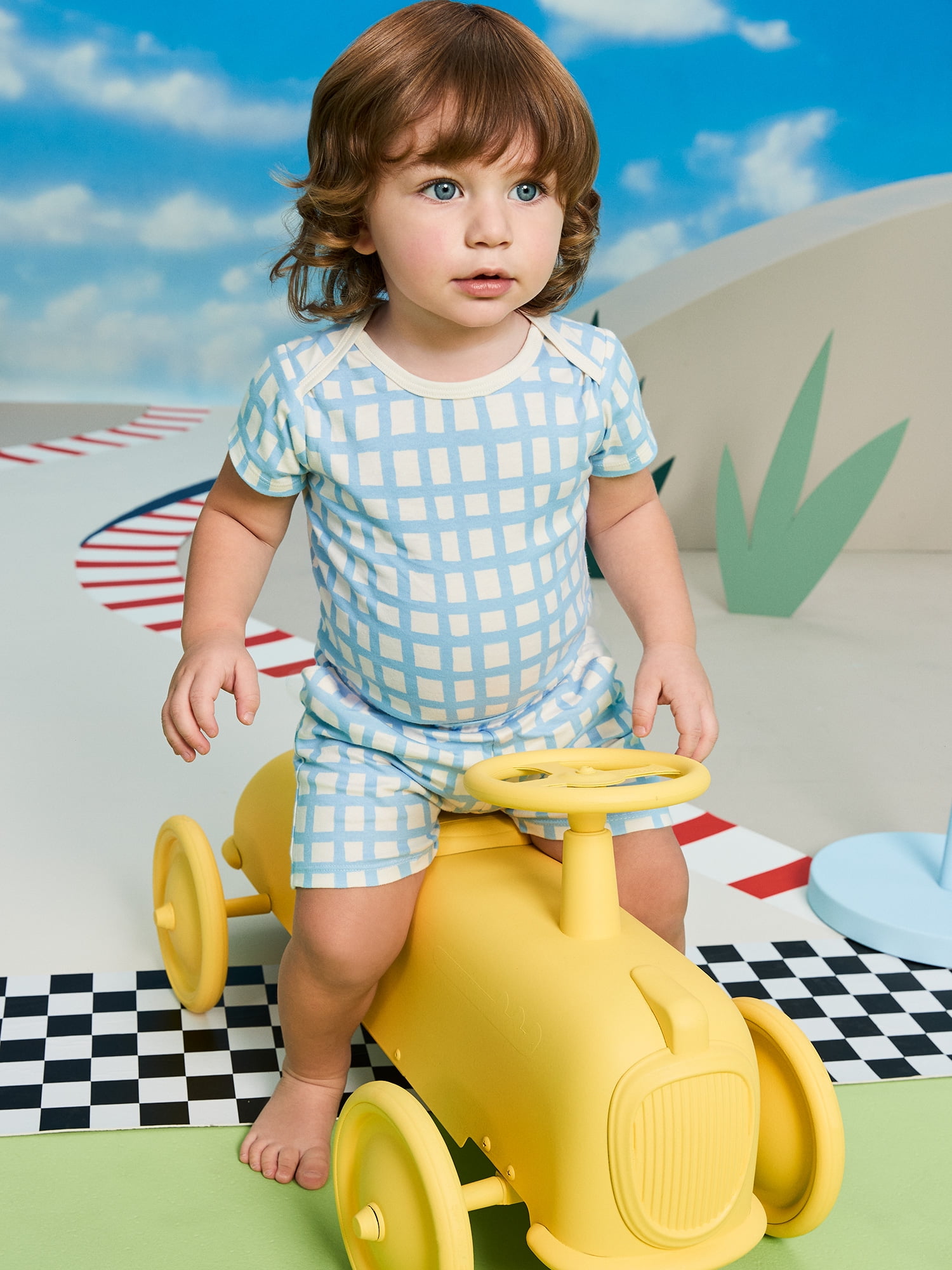 Garanimals Newborn & Baby Boy Cotton Pull-On Shorts, Solids & Prints, 3-Pack, Sizes 0–24M