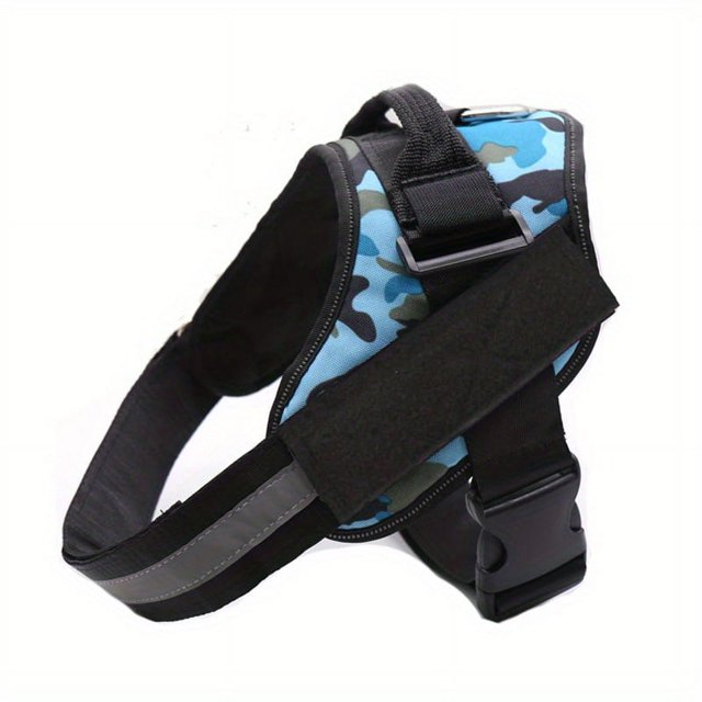 Outdoor Ready: The No-Pull Reflective Dog Harness with Breathable Adjustability & Handle