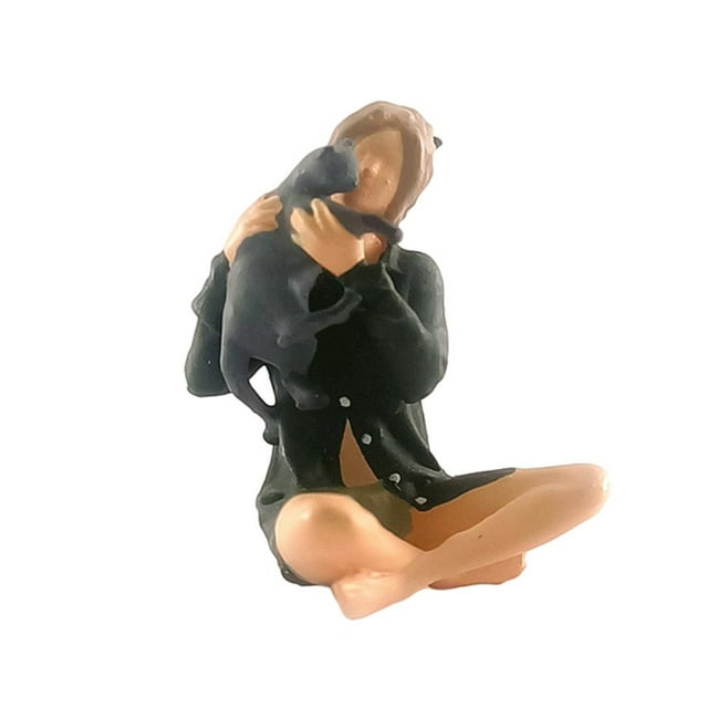 TISHITA 1:64 Scale Resin Mini People Figures Woman Doll Miniature Scene Model Railway Landscape DIY Building Kits Layout Green