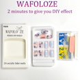 thumbnail image 3 of Uñas postizas adhesivas WAFOLOZE cortas, brillantes, azules con flores, 24 piezas, 3 of 8