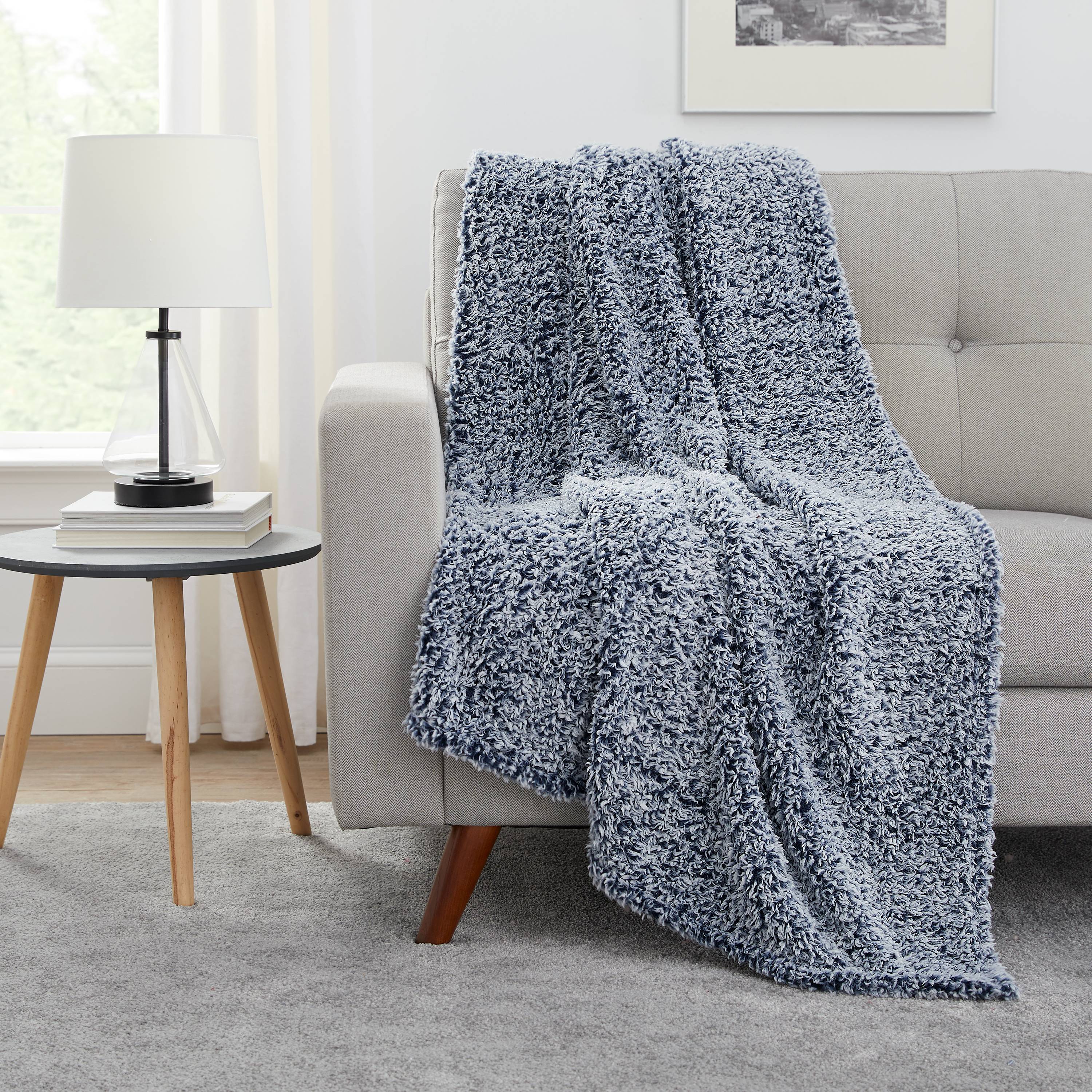 Mainstays Sherpa Throw Blanket, 50" X 60", Blue - image 3 of 5