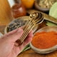 thumbnail image 5 of 1 juego de cucharas medidoras apilables de acero inoxidable para ingredientes secos. Cucharas medidoras de cocina portátiles de metal., 5 of 7